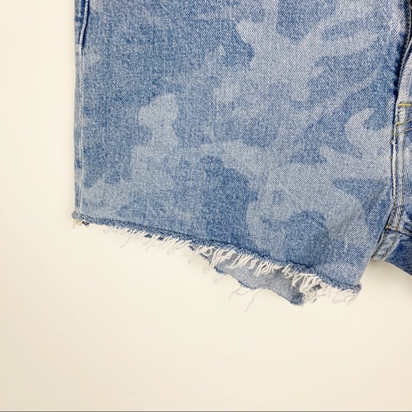 LEVI’S 501 High Rise Camo Denim Shorts NWT New - Picture 7 of 11